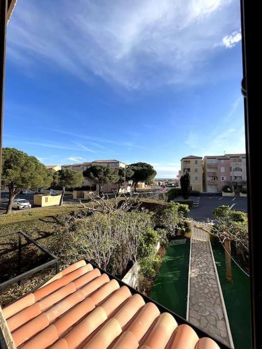 St-Pierre-La-Mer, Bel Appartement A Dans Residence Avec Piscine Et Tennis Entre 5 Et 10 Min De La Plage Fleury  Luaran gambar